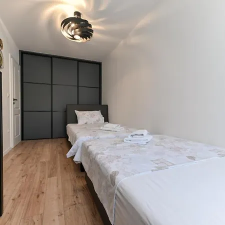 Newly Renovated Apartment Luce Zadar Exterior photo