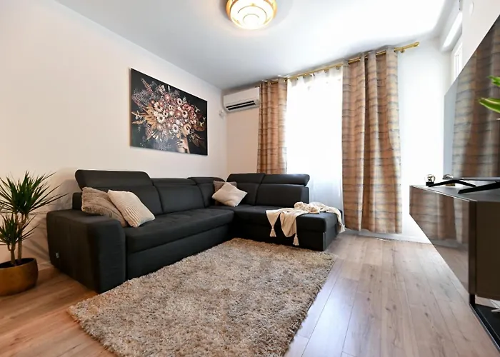 Newly Renovated Apartment Luce Zadar