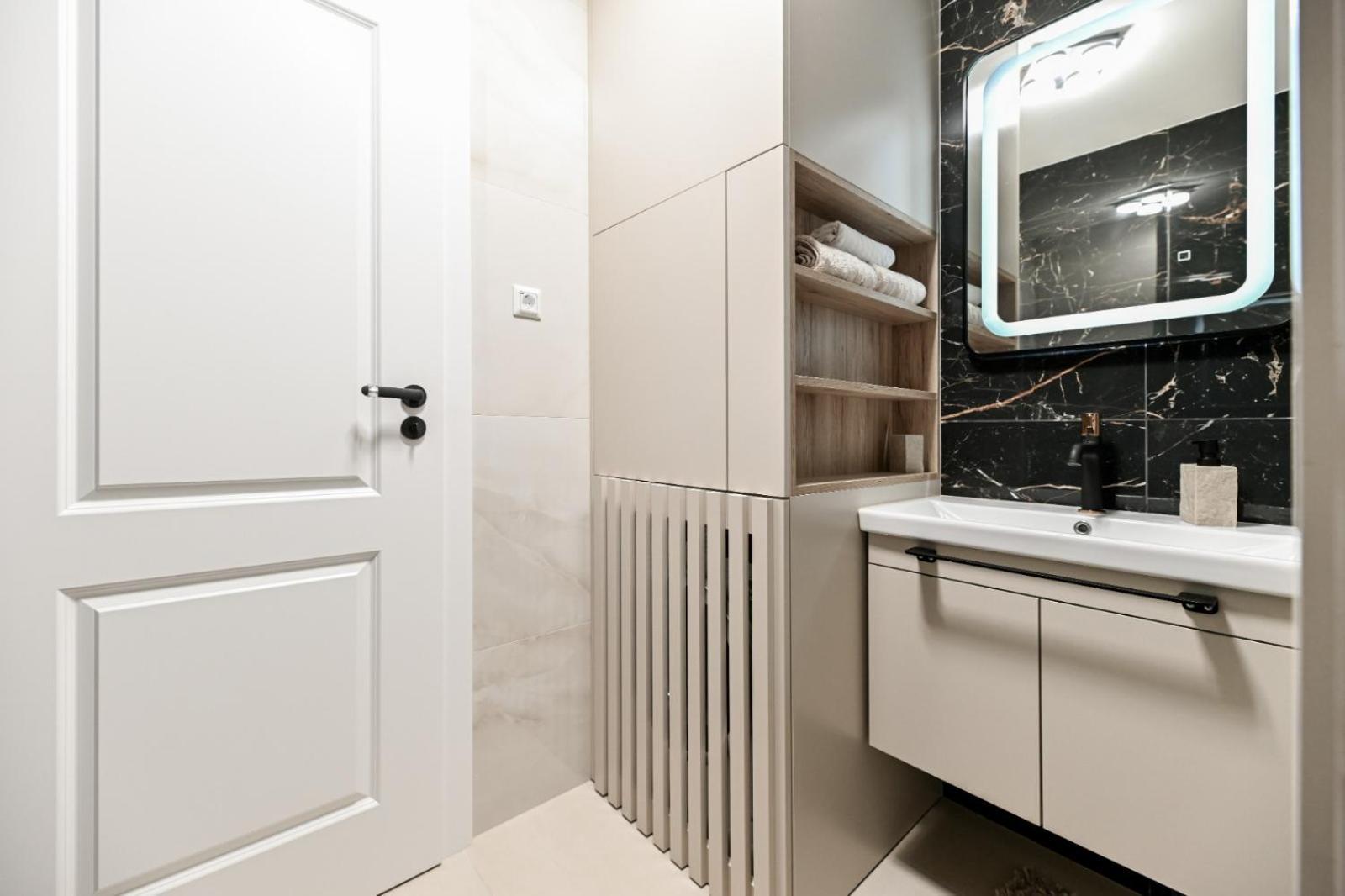 Newly Renovated Luce Apartment Zadar